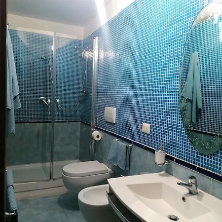 Amalfi Coast - One Minute To The Apartment